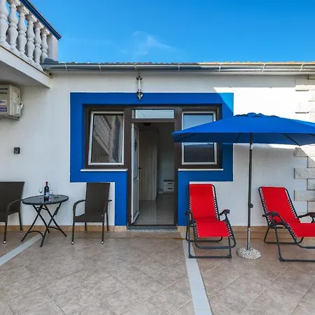 Guest house Nena 3*