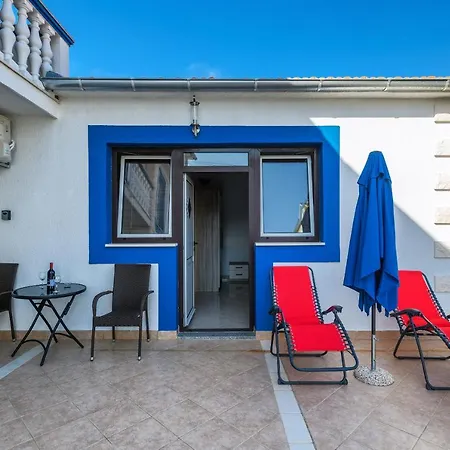 Nena Guest house