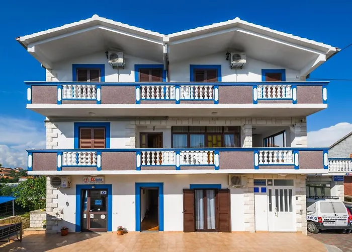 Guest house Nena 3*