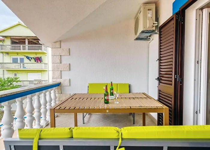 Nena בית הארחה זאדאר