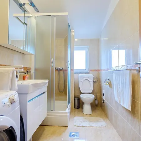 بيت ضيافة Nena زادار