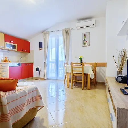 بيت ضيافة Nena زادار