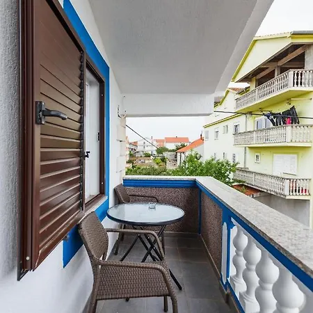 بيت ضيافة Nena 4*